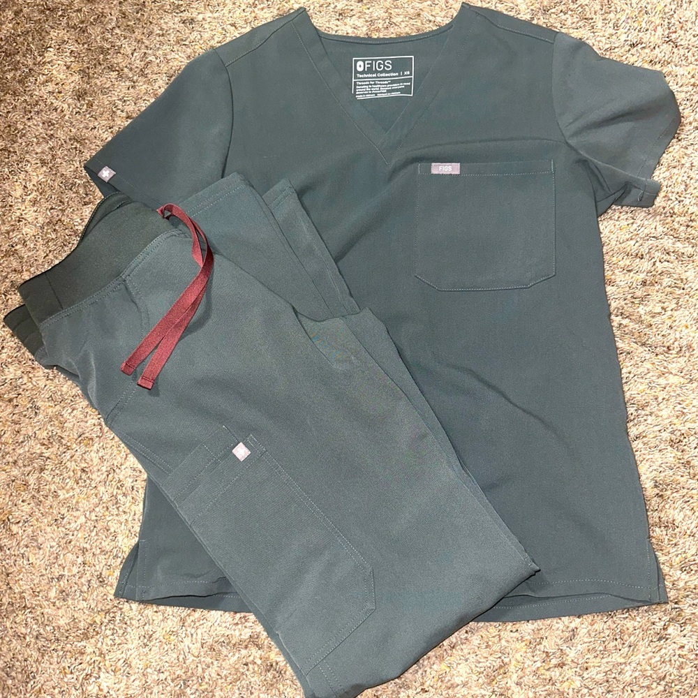 Olive Green | FIGS | XS